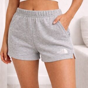 The North Face Women’s Fleece Lounge Shorts – XS – Heather Gray